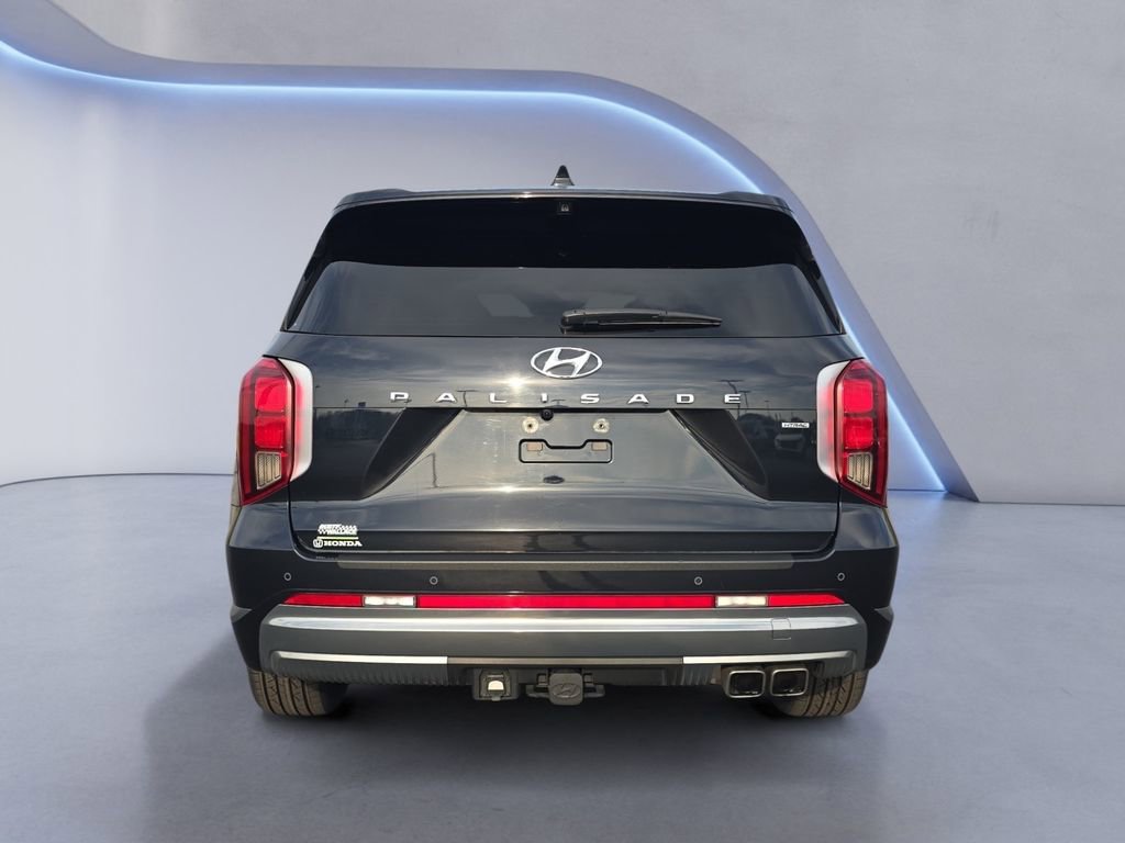 Used 2024 Hyundai Palisade Calligraphy image 4