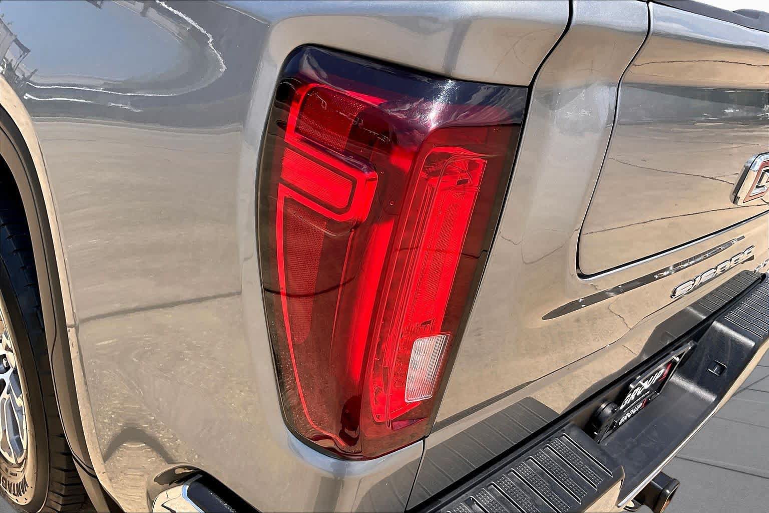 Used 2025 GMC Sierra 1500 SLT RWD image 26