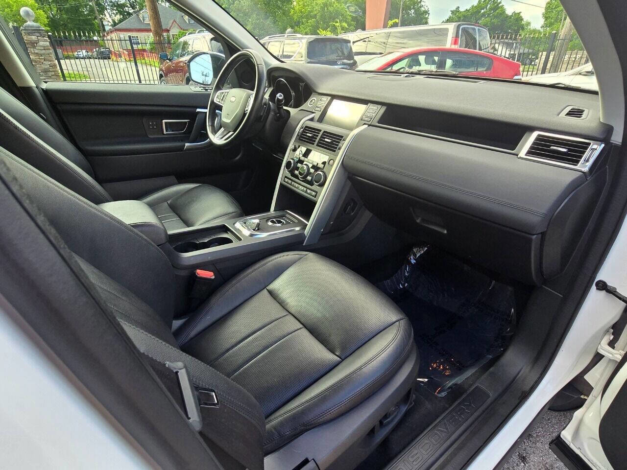 Used 2019 Land Rover Discovery Sport HSE image 20
