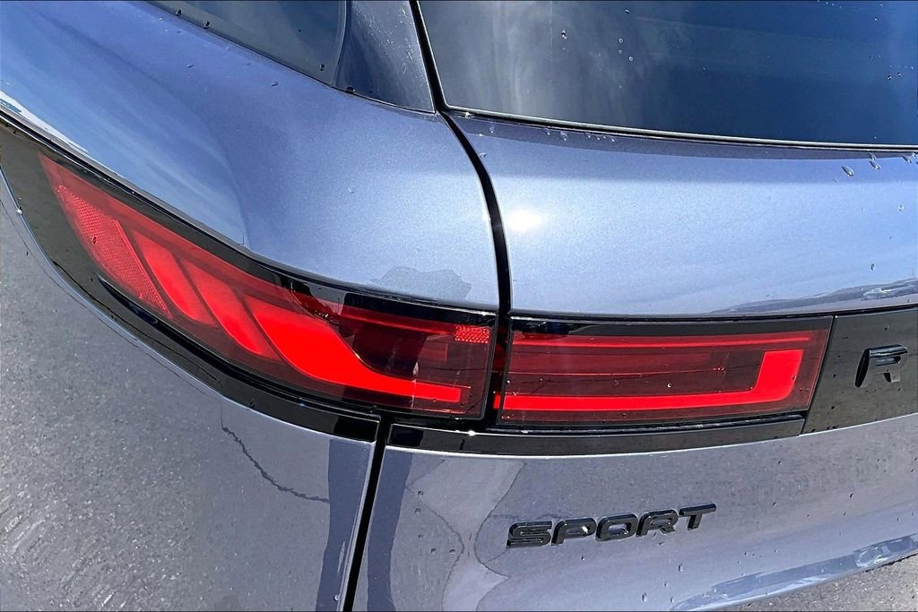 Used 2025 Land Rover Range Rover Sport Dynamic SE image 31