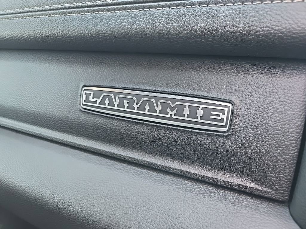 Used 2025 RAM 1500 Laramie w/ Sport Appearance Package AWD/4WD image 90