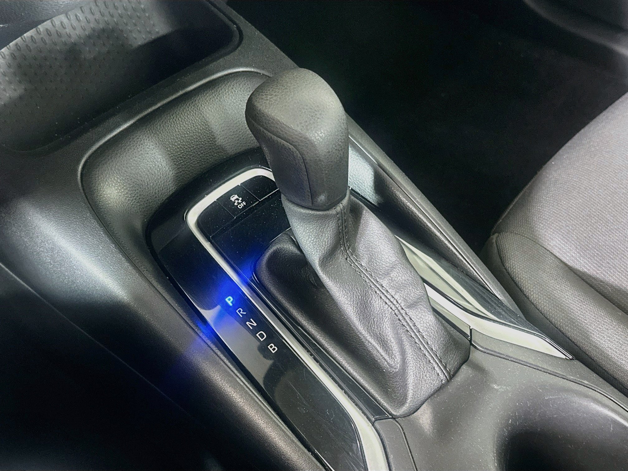 Used 2024 Toyota Corolla LE FWD image 24