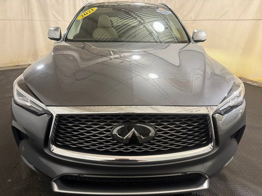 Used 2021 INFINITI QX50 Essential w/ Convenience Package image 3