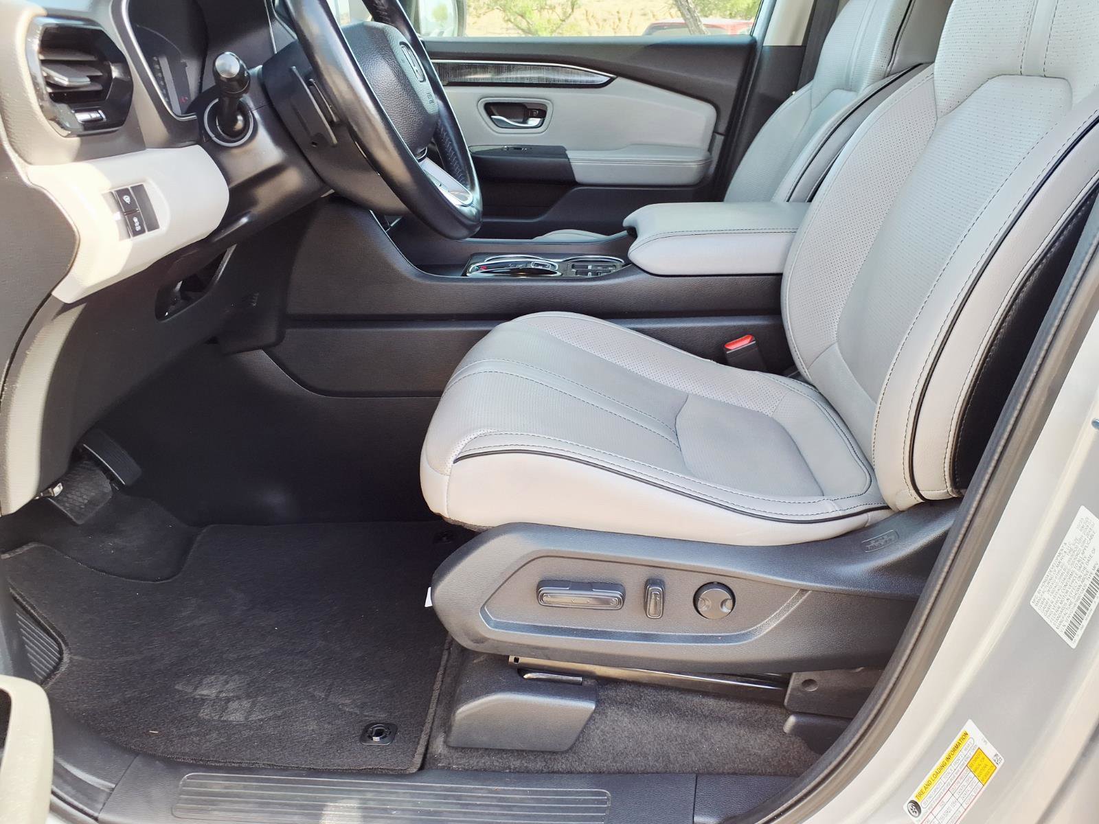 Used 2024 Honda Pilot Elite image 24