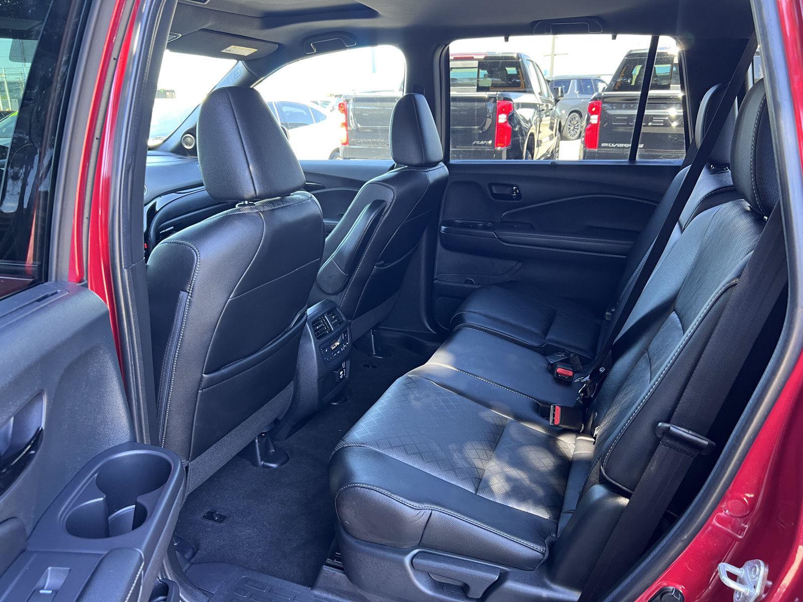 Used 2023 Honda Passport Elite image 27