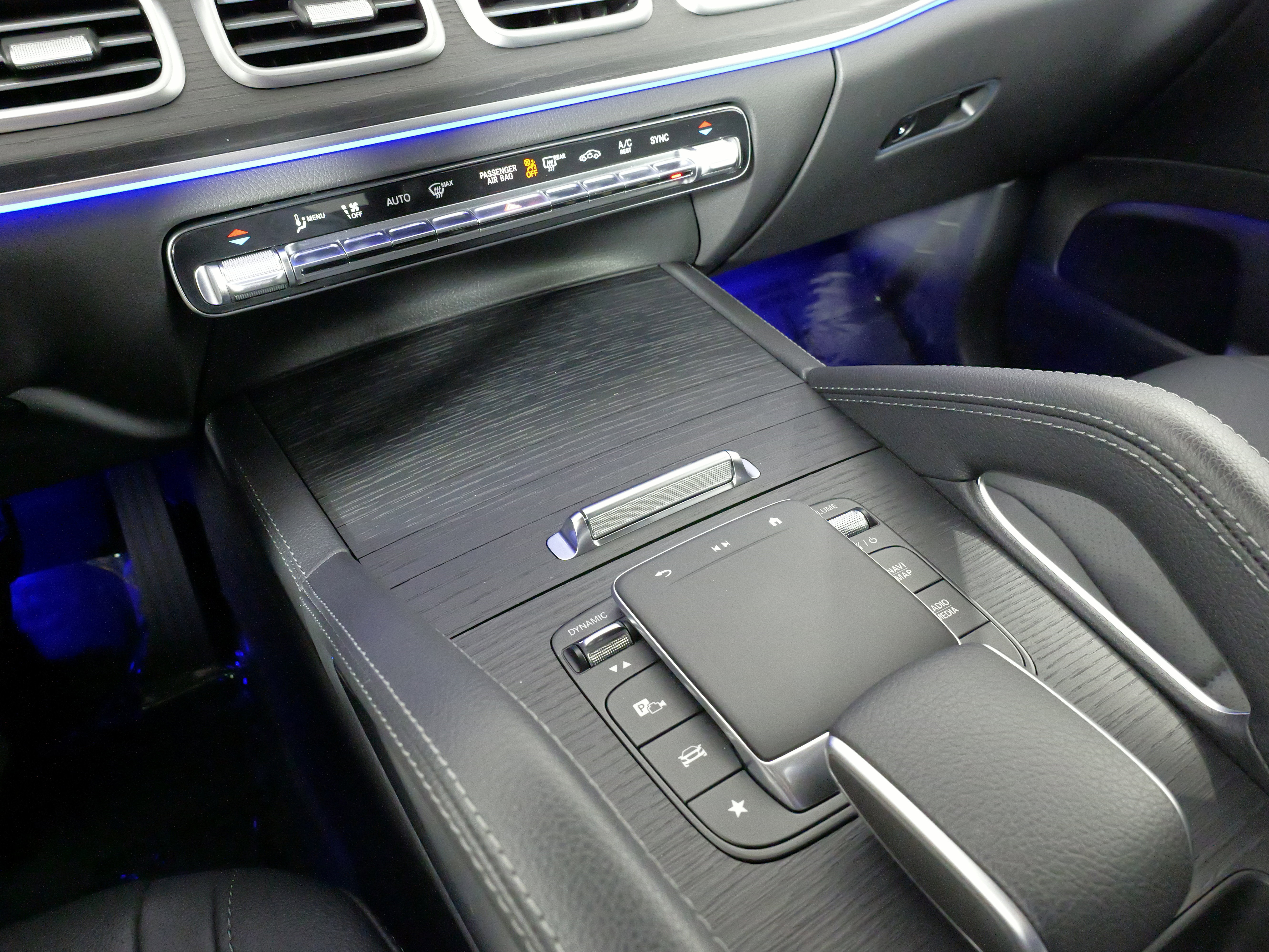Used 2024 Mercedes-Benz GLE 350 4MATIC image 62