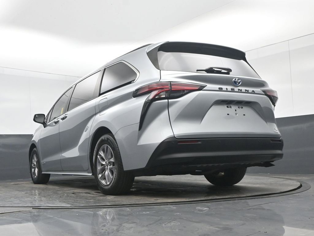 Used 2021 Toyota Sienna XLE w/ XLE Plus Package image 69