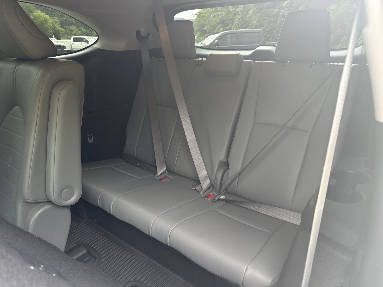 Used 2023 Toyota Highlander XLE AWD/4WD image 26