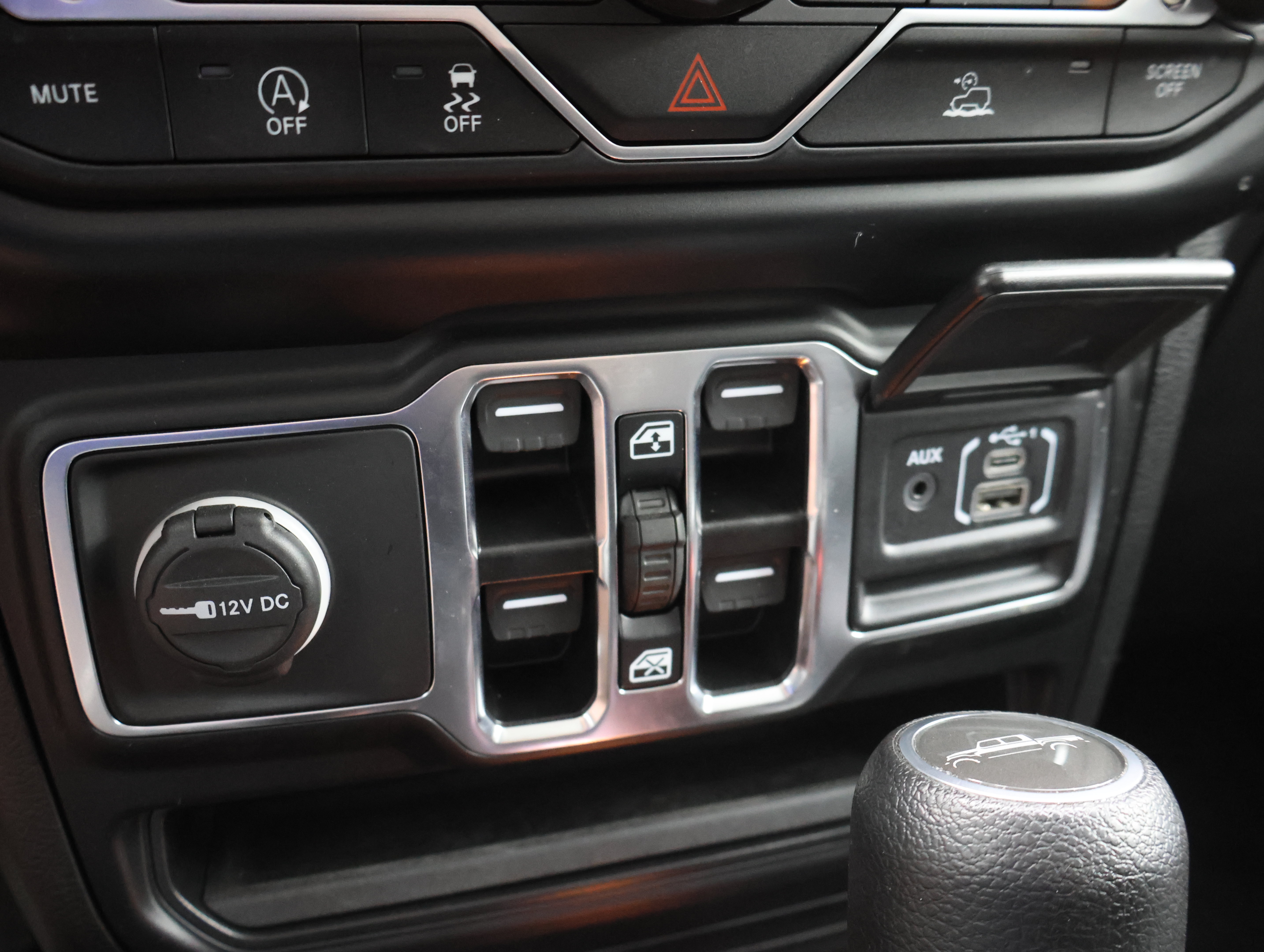 Used 2023 Jeep Gladiator Sport AWD/4WD image 44