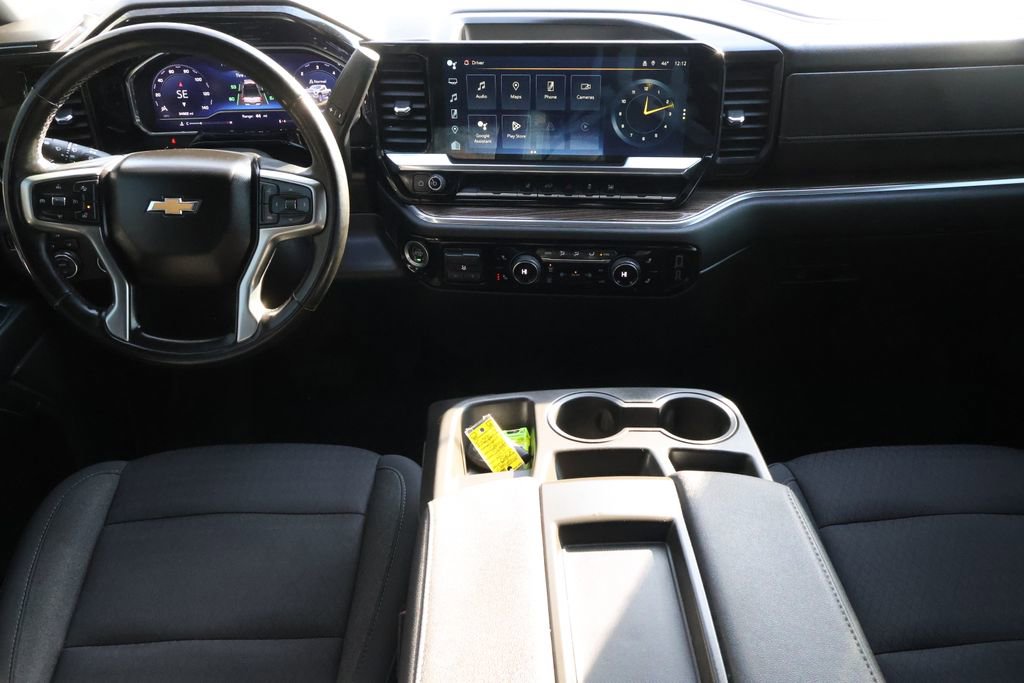 Used 2024 Chevrolet Silverado 2500 LT w/ Convenience Package image 15