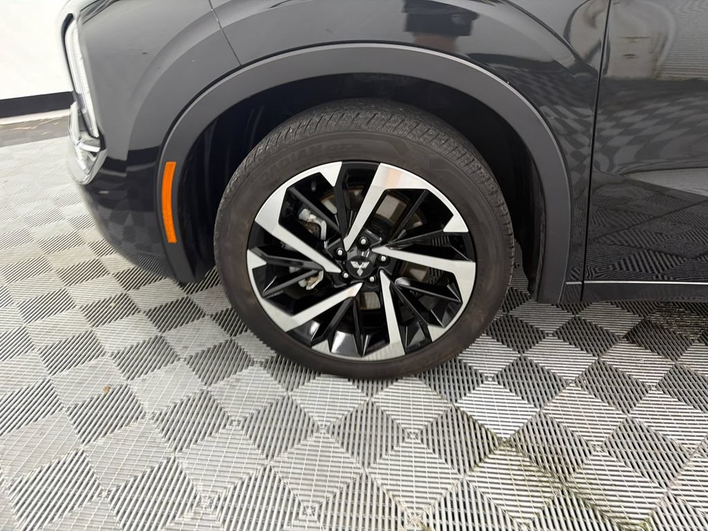 Used 2024 Mitsubishi Outlander SEL FWD image 13