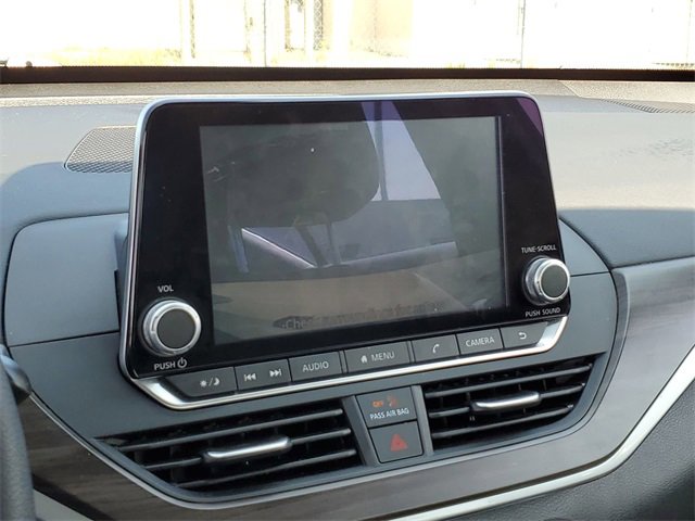 Used 2023 Nissan Altima 2.5 SV image 14