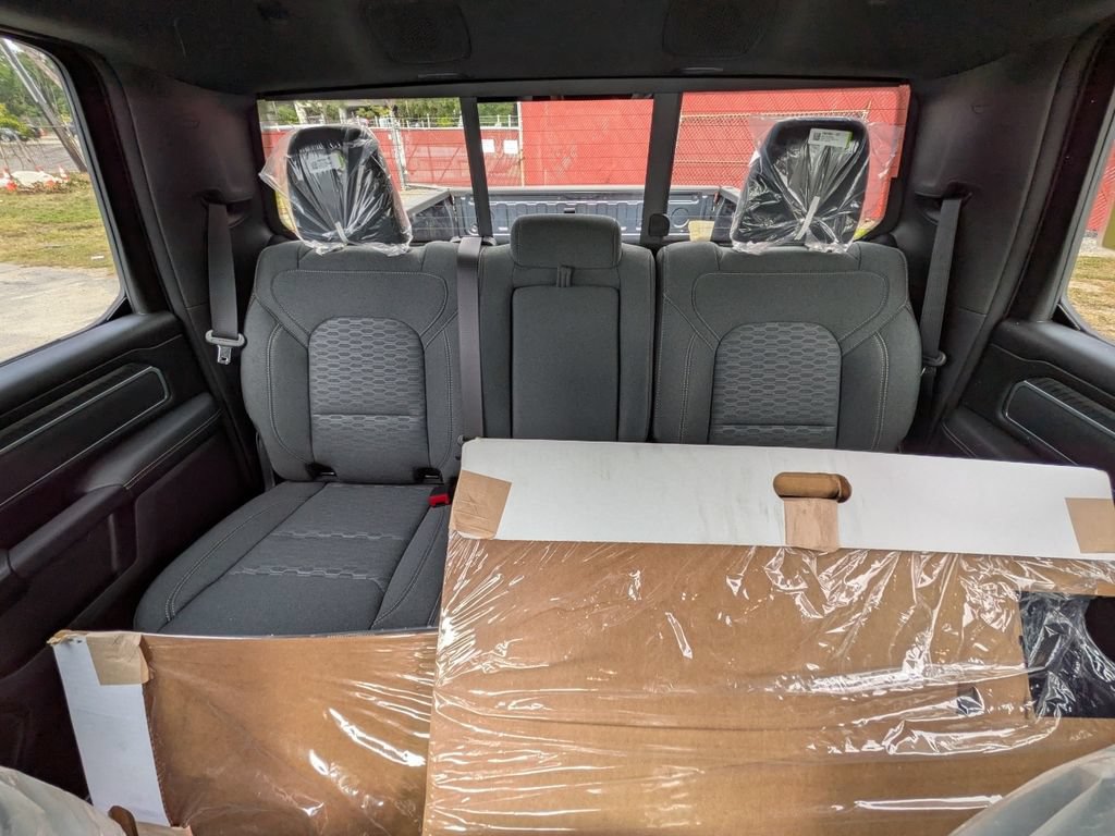 New 2026 RAM 1500 Big Horn AWD/4WD image 14