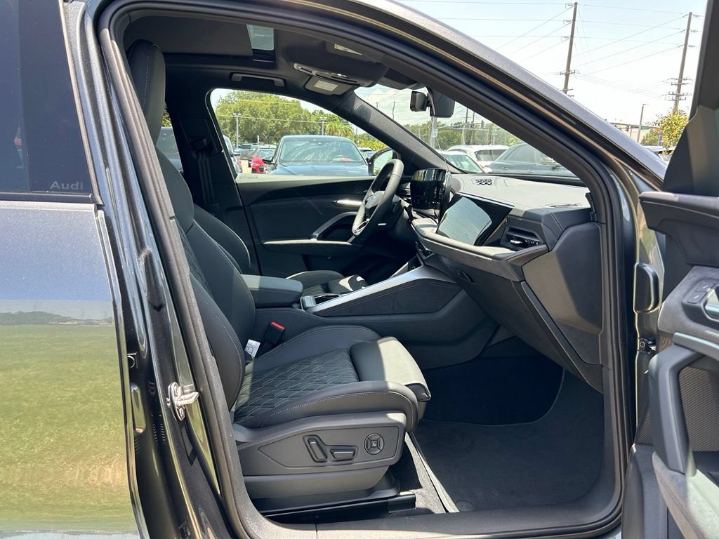 New 2026 Audi SQ5 Premium Plus AWD/4WD image 40