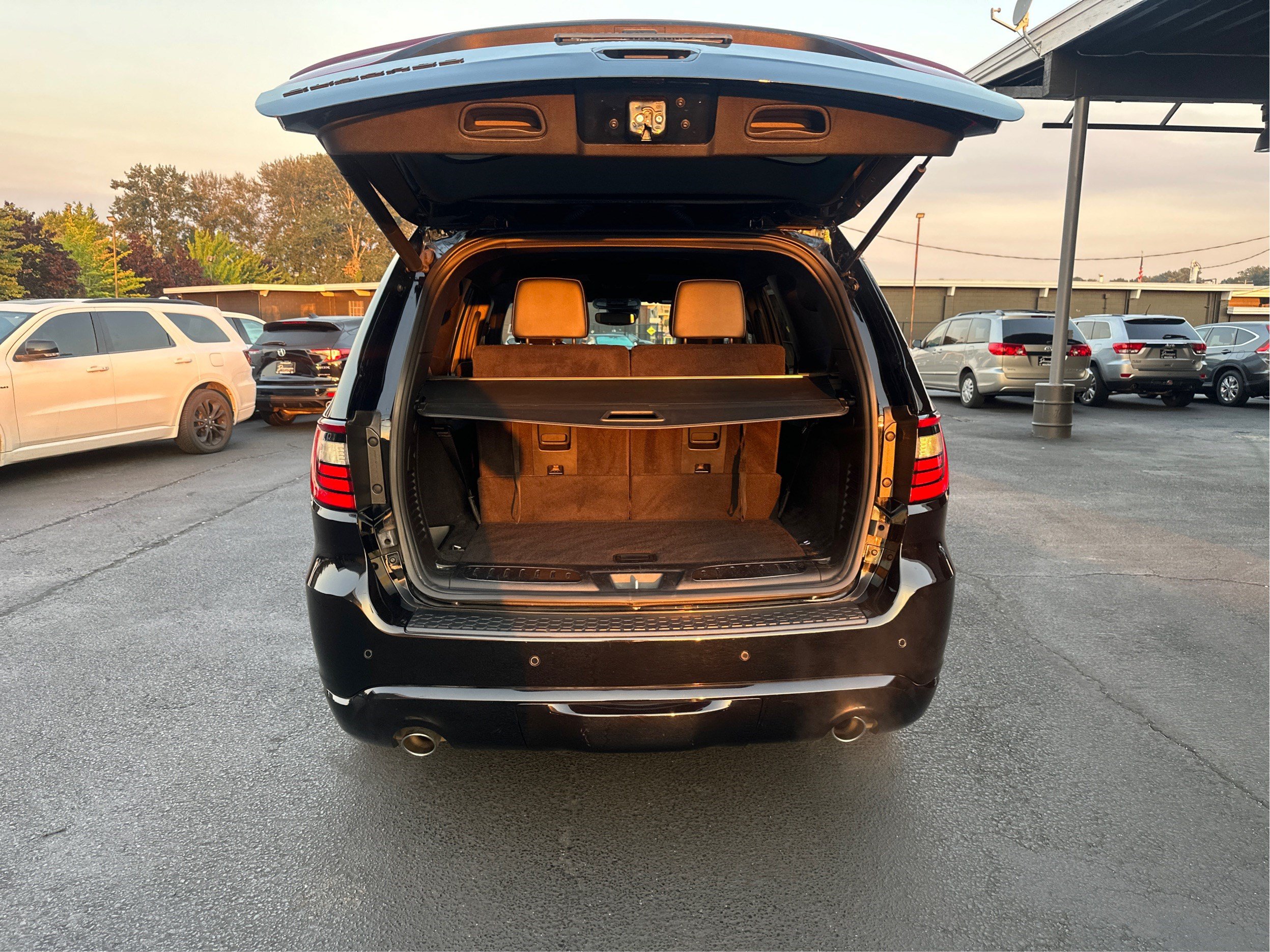 Used 2021 Dodge Durango R/T w/ Trailer Tow Group IV AWD/4WD image 11