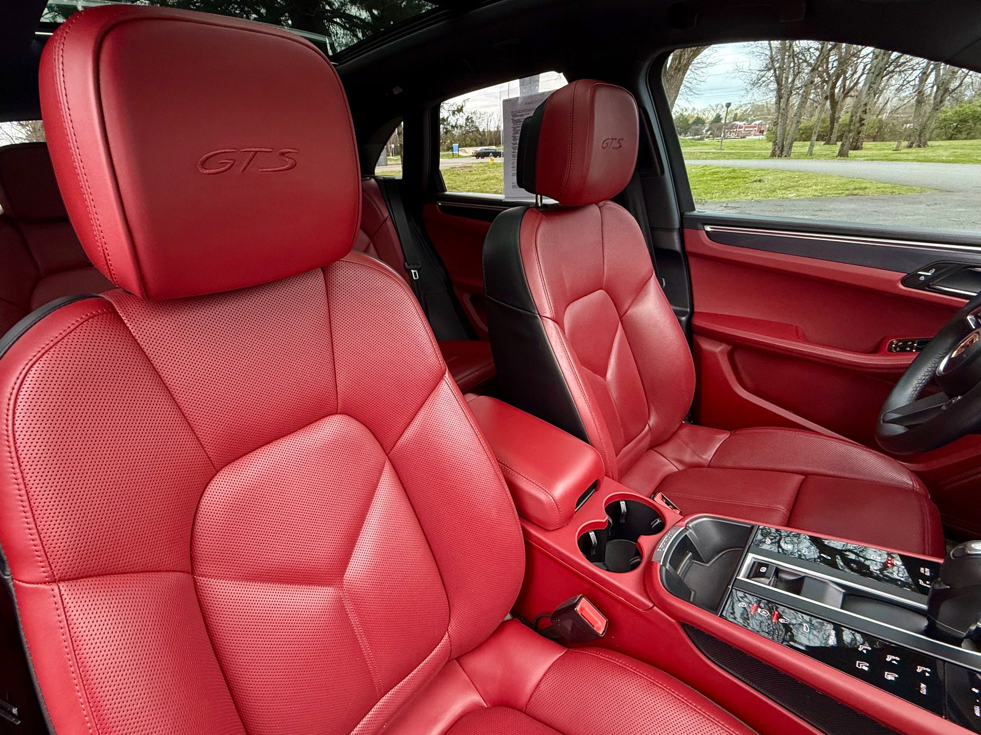 Used 2023 Porsche Macan GTS image 30