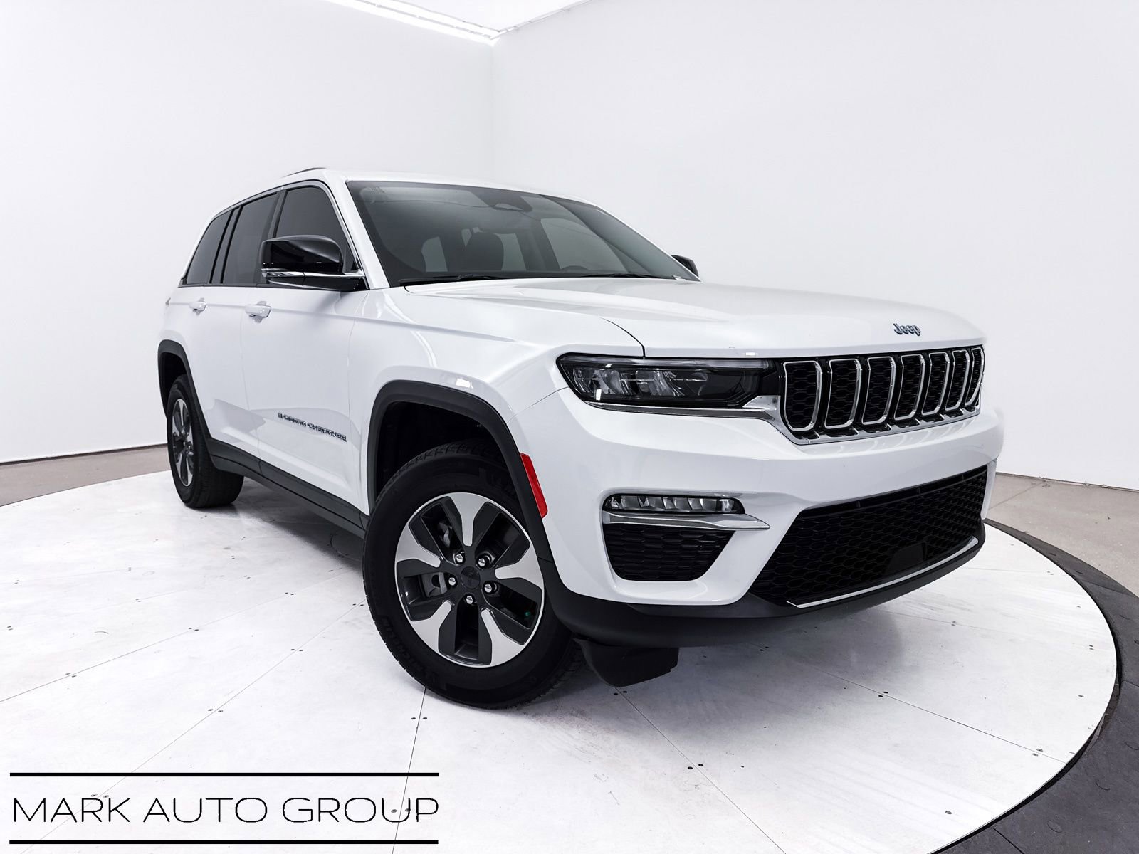 Used 2022 Jeep Grand Cherokee Limited 4xe AWD/4WD video 1