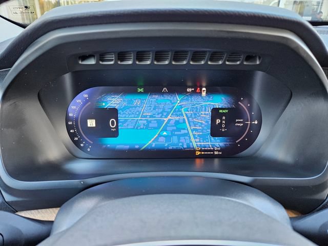 Certified 2025 Volvo XC90 T8 Plus w/ Protection Package Premier AWD/4WD image 24