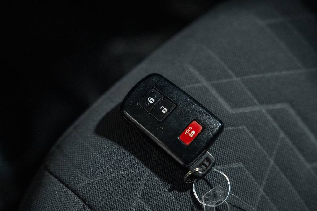 Used 2019 Toyota Tacoma TRD Sport image 44