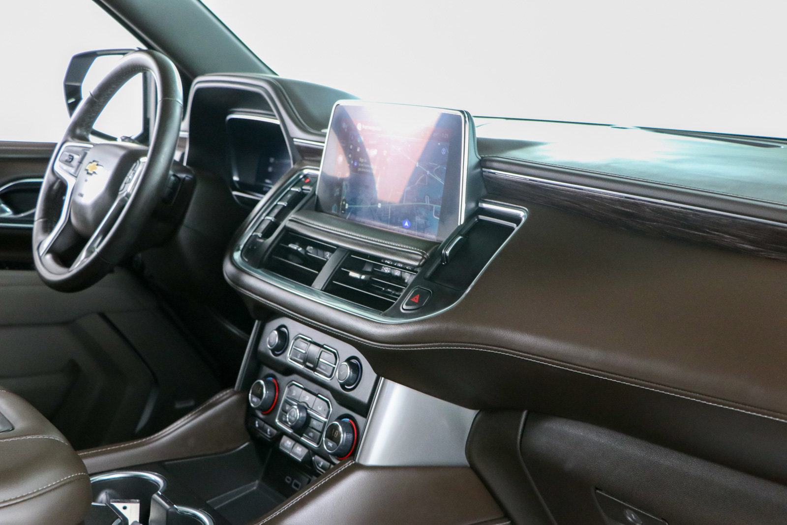 Used 2024 Chevrolet Tahoe LT w/ LT Signature Package RWD image 30