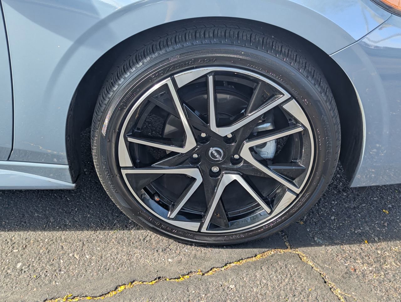 Certified 2025 Nissan Sentra SR w/ SR Premium Package image 10