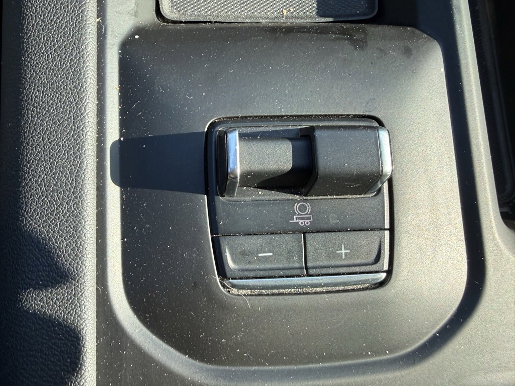 Used 2024 GMC Sierra 2500 AT4 w/ AT4 Preferred Package image 32