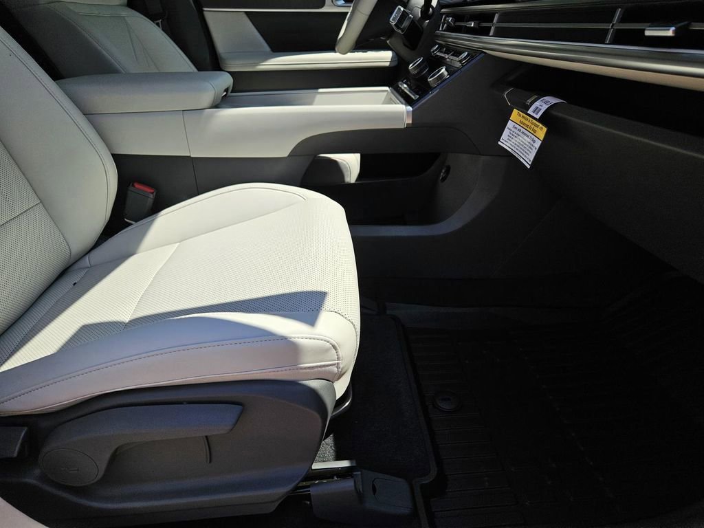 New 2026 Hyundai Santa Fe SEL FWD image 9