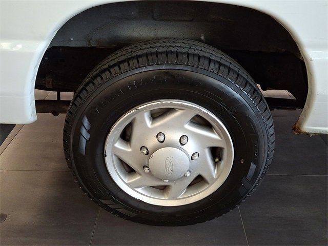 Used 2014 Ford E-150 and Econoline 150 image 7