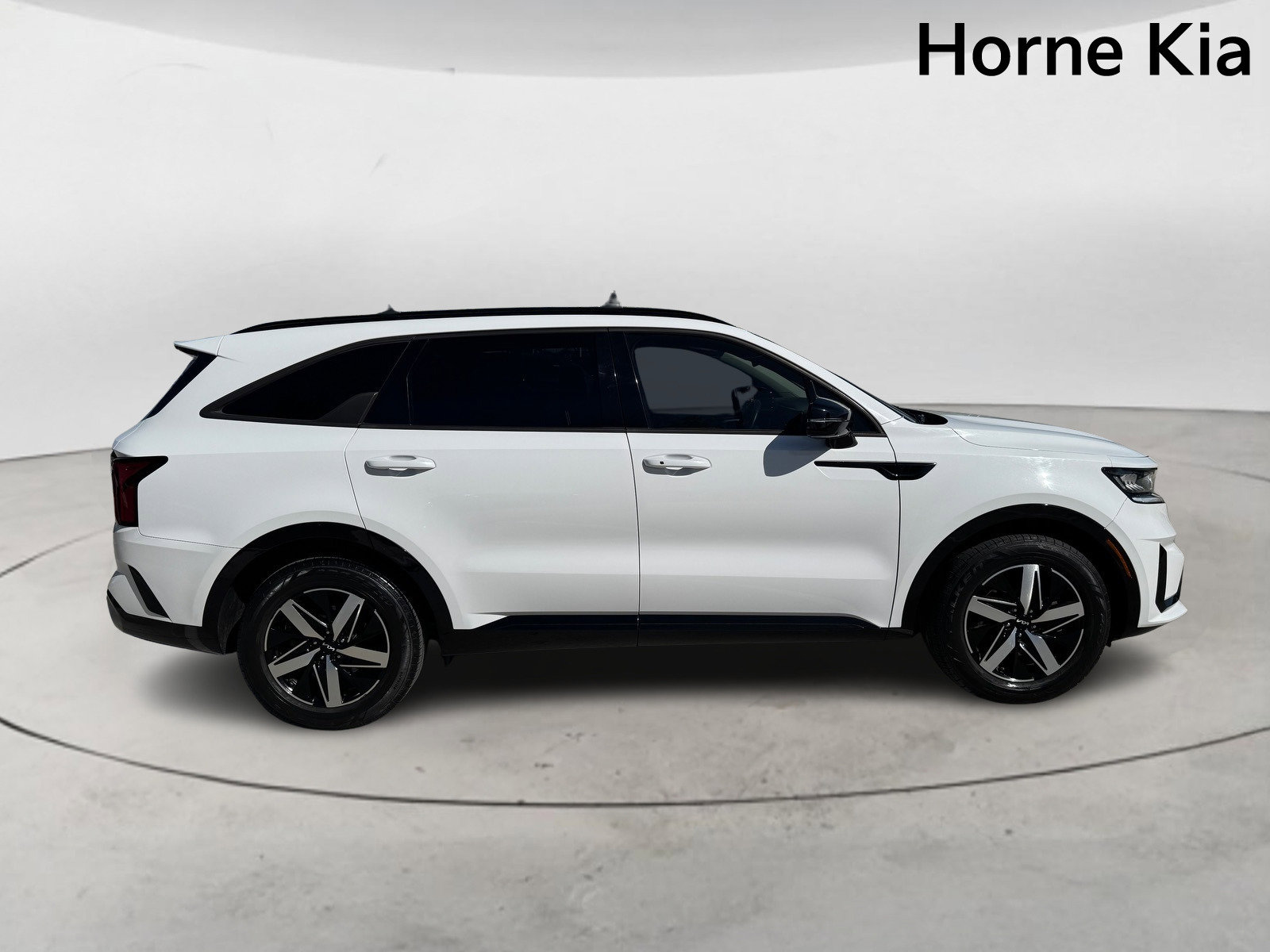 Used 2022 Kia Sorento S image 3