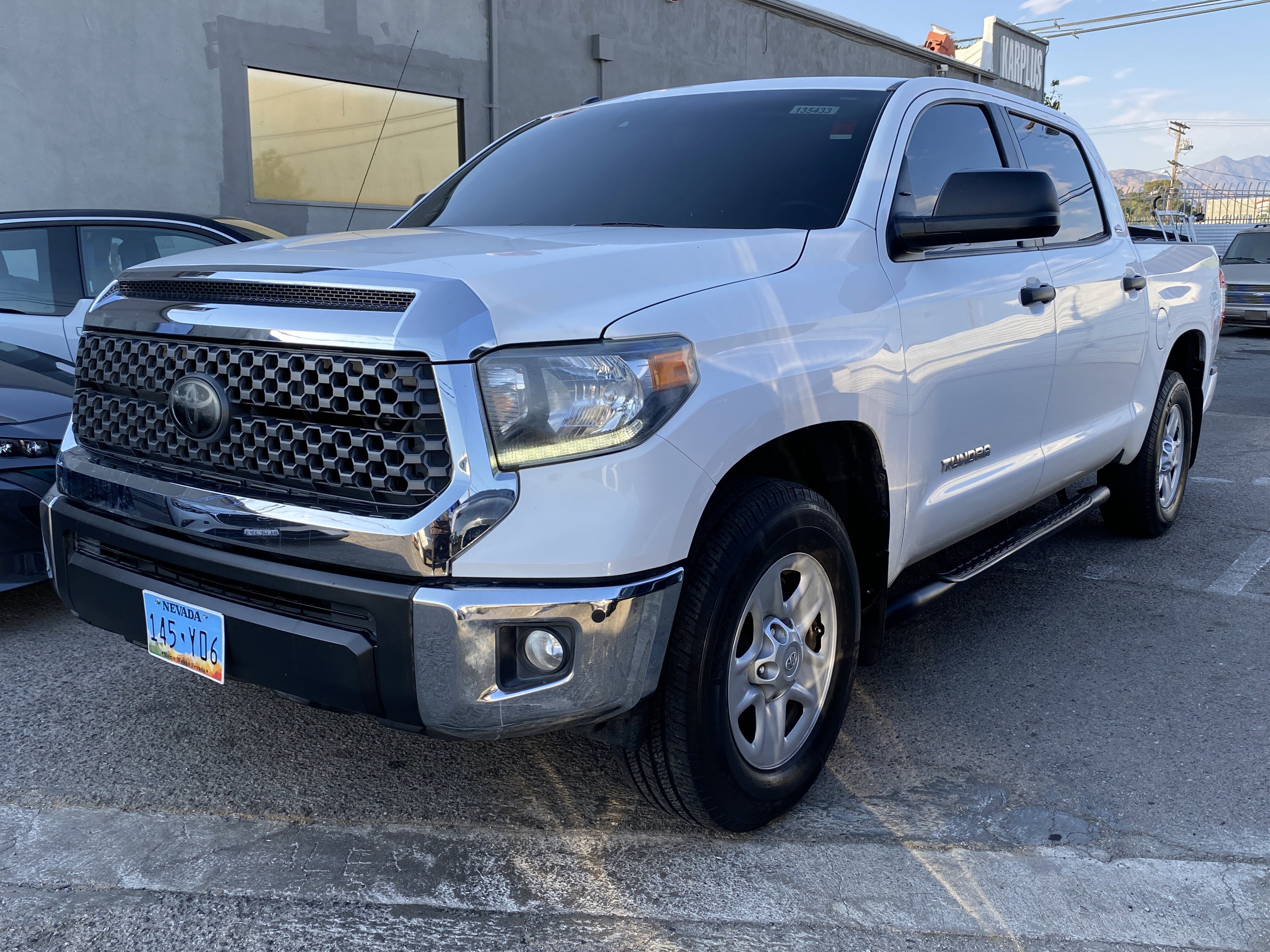 Used 2018 Toyota Tundra SR5 w/ SR5 Upgrade Package image 2