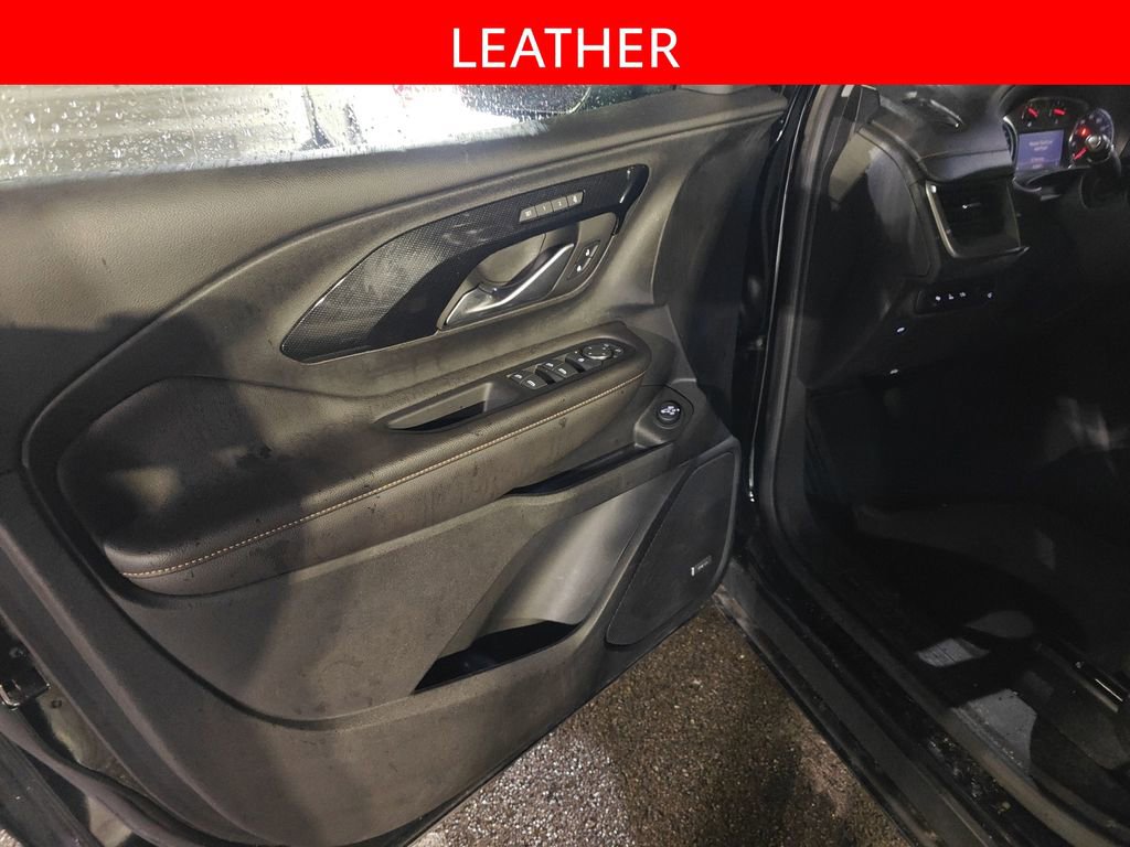 Used 2022 GMC Terrain AT4 w/ Infotainment Package II image 5