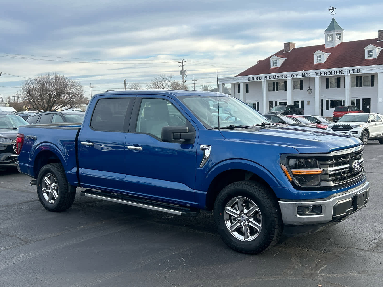 Used 2025 Ford F150 XLT w/ Equipment Group 301A Standard image 3