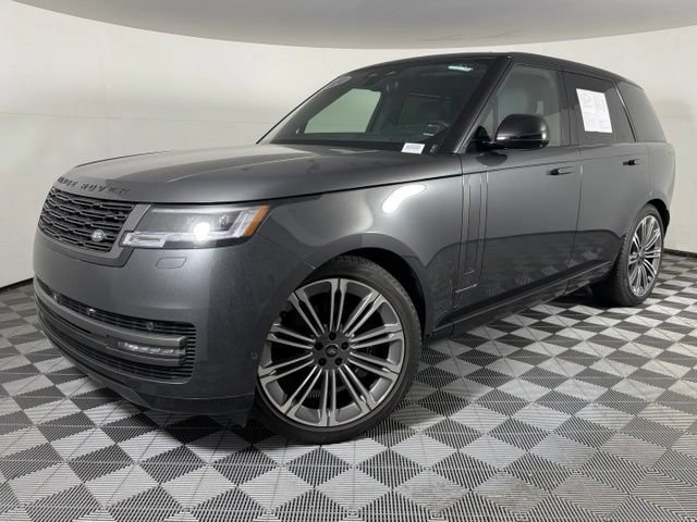 Used 2024 Land Rover Range Rover SE AWD/4WD image 1