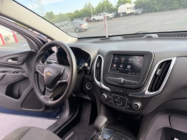 Used 2022 Chevrolet Equinox LT w/ LPO, Floor Liner Package FWD image 21