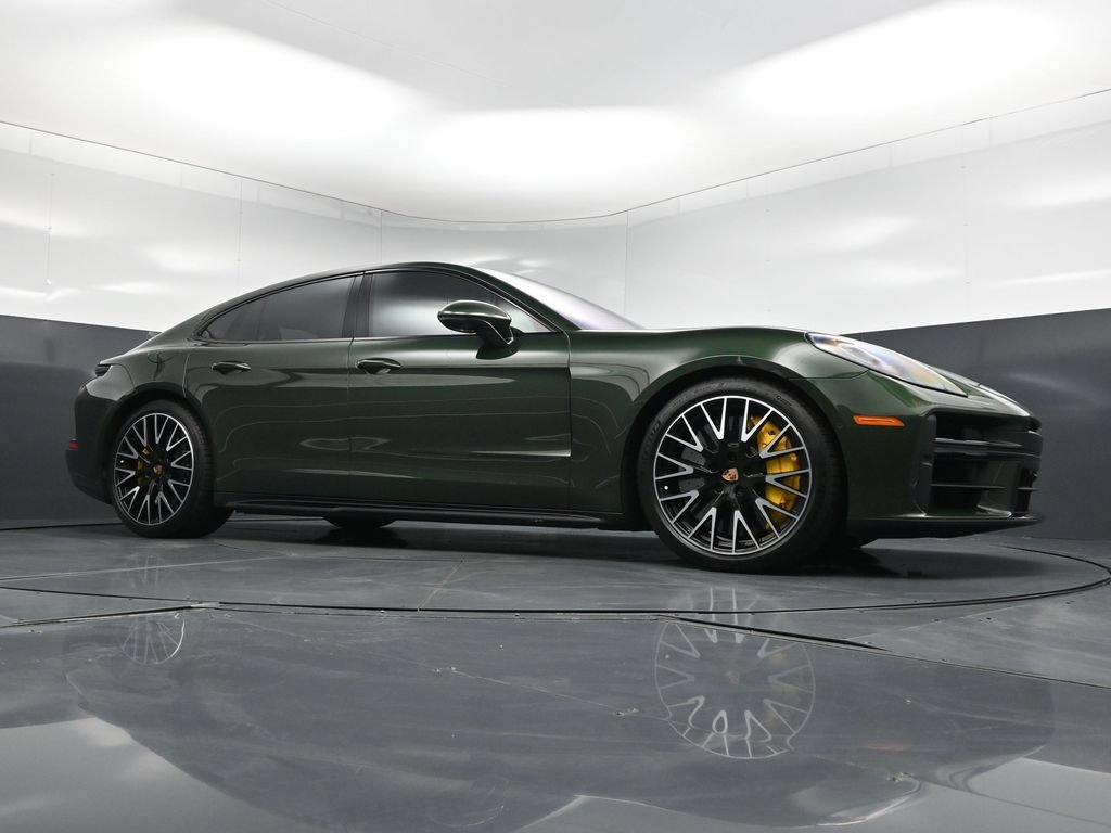 Certified 2026 Porsche Panamera GTS AWD/4WD image 28