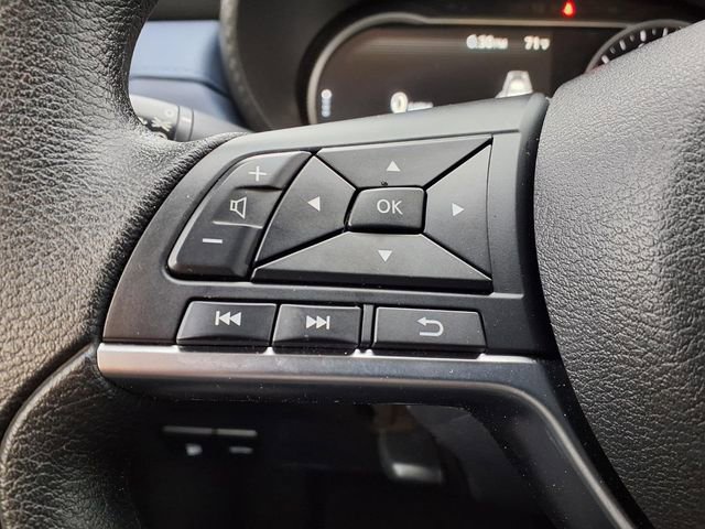 Used 2024 Nissan Versa SV w/ Trunk Package image 12