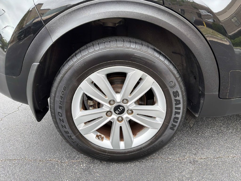 Used 2019 Kia Sportage LX FWD image 19