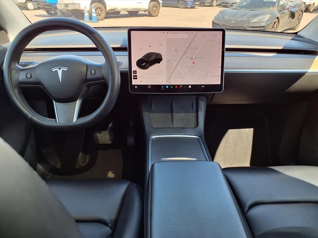 Used 2021 Tesla Model Y Long Range image 17