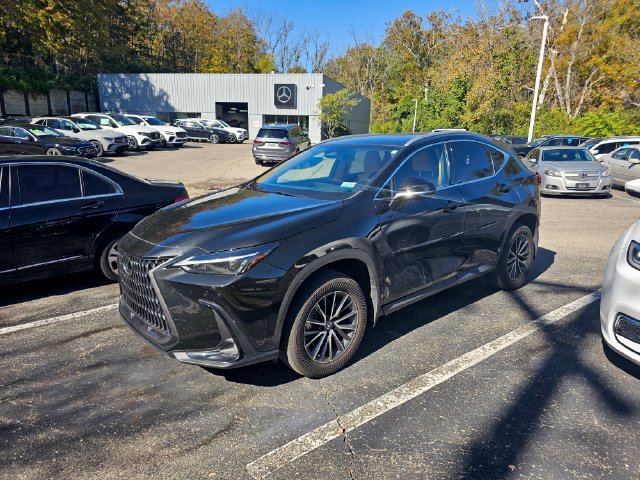 Used 2023 Lexus NX 350 AWD image 3