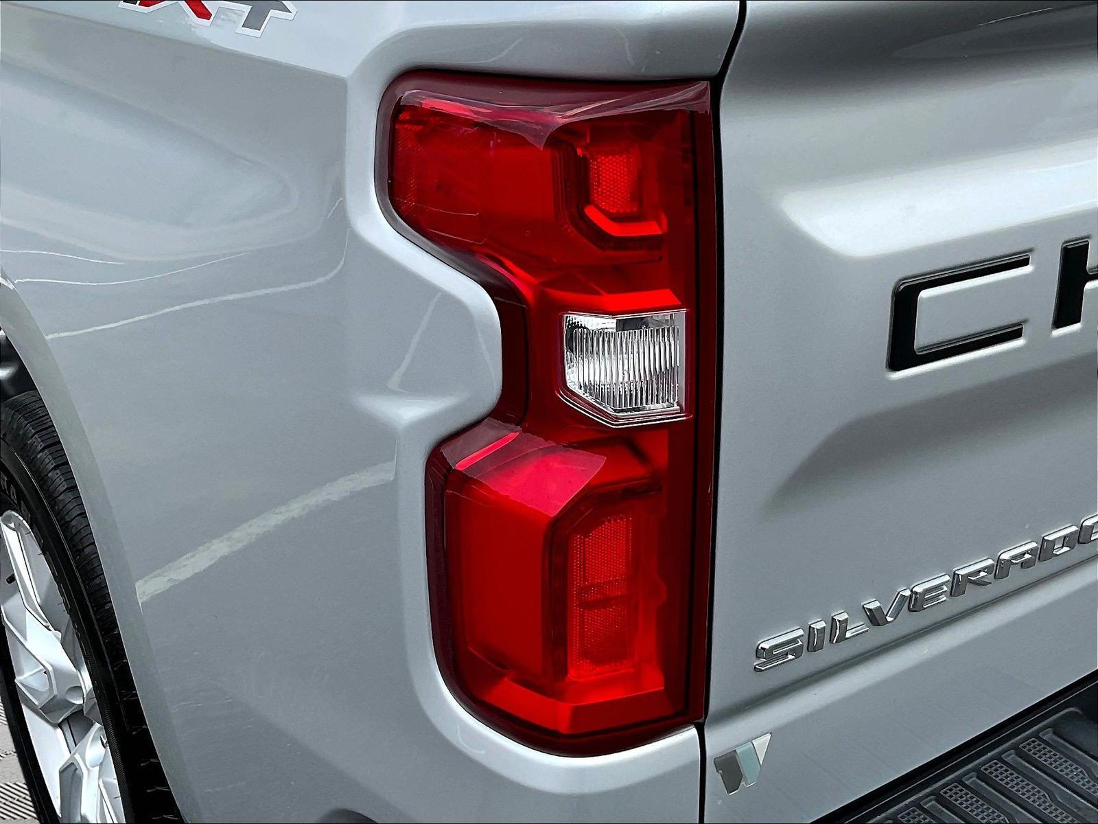 Used 2022 Chevrolet Silverado 1500 Custom AWD/4WD image 23