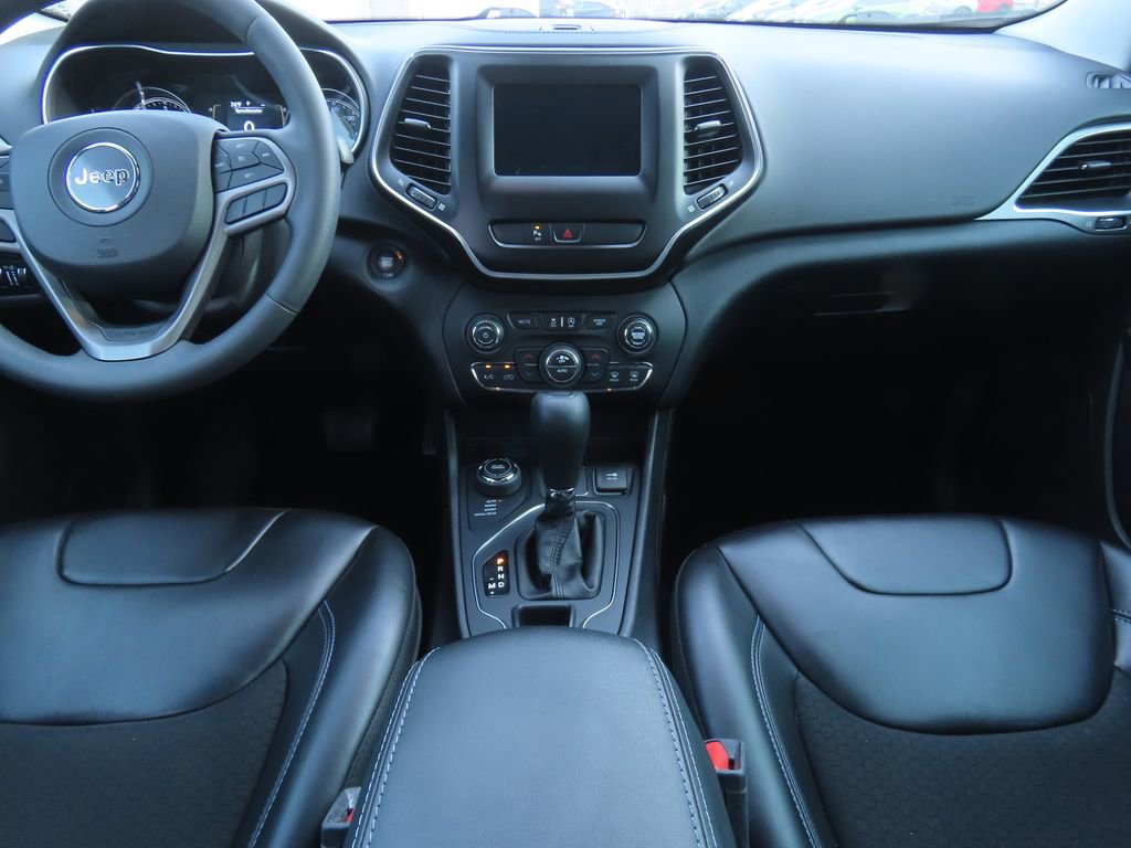 Used 2020 Jeep Cherokee Latitude Plus w/ Comfort/Convenience Group image 7