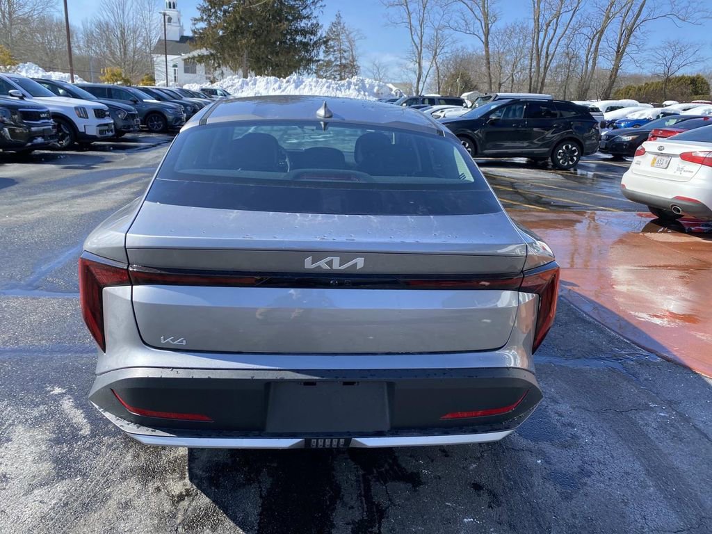 New 2026 Kia K4 LXS image 4