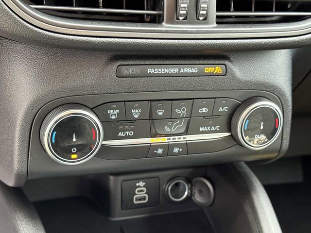 Used 2025 Ford Escape Active image 16