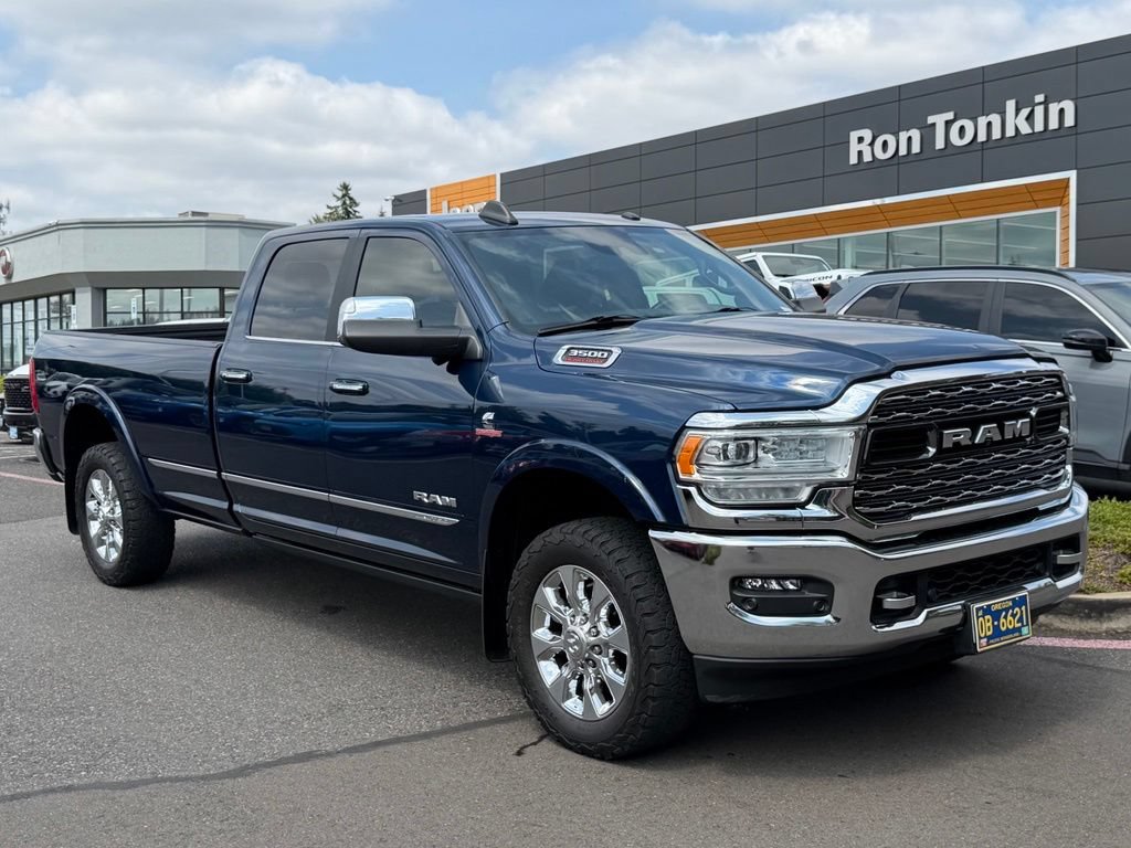 Used 2022 RAM 3500 Limited AWD/4WD image 2