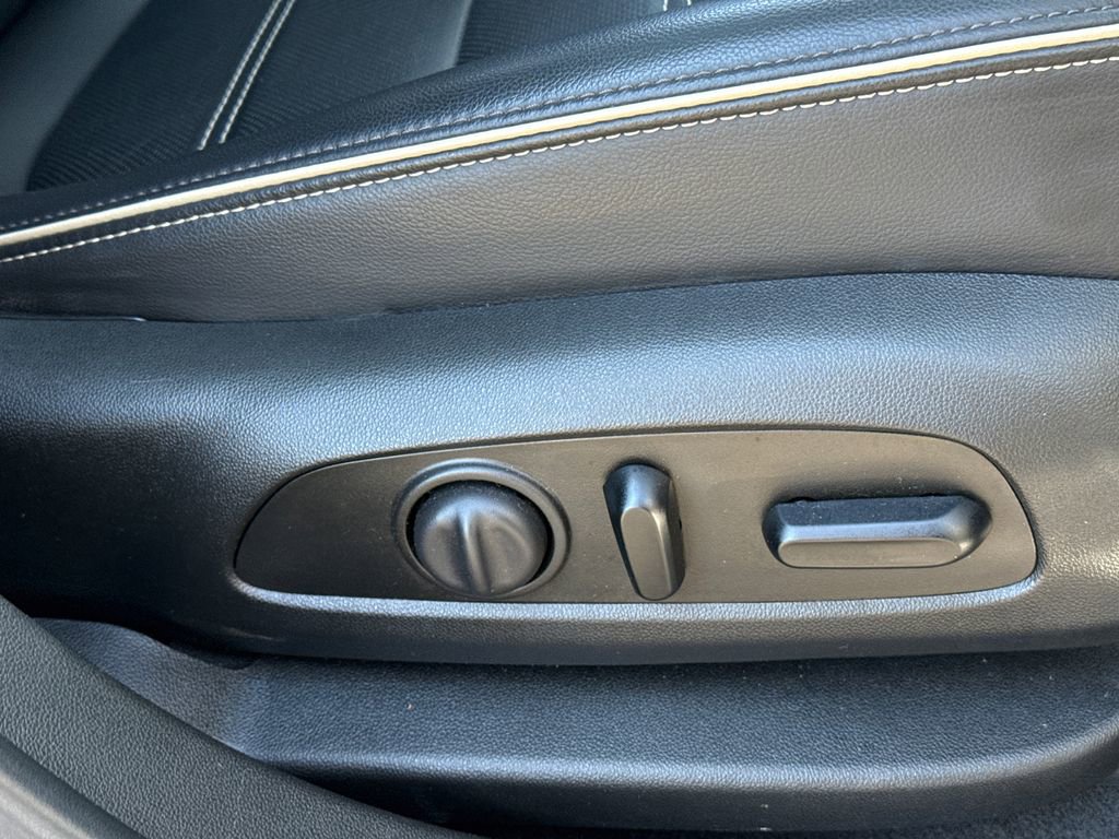 Certified 2023 GMC Acadia Denali w/ Trailering Package image 43