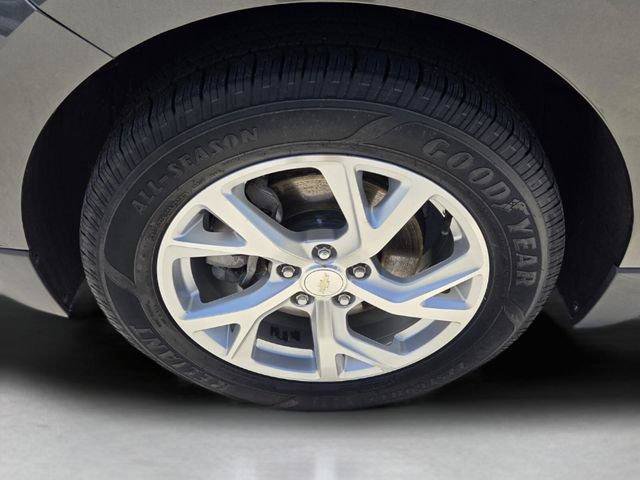 Used 2020 Chevrolet Equinox LT FWD image 9