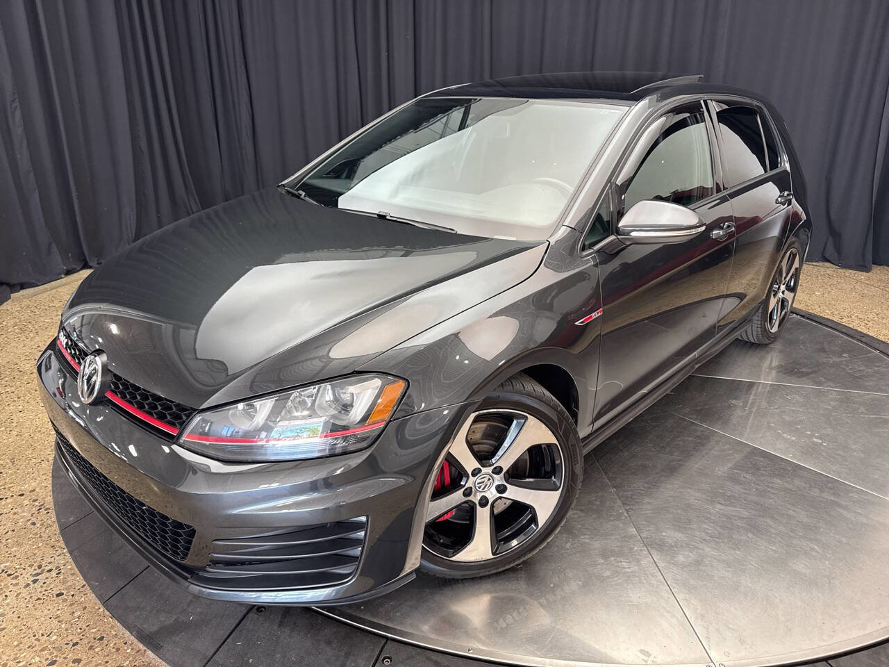 Used 2017 Volkswagen GTI Autobahn FWD image 2