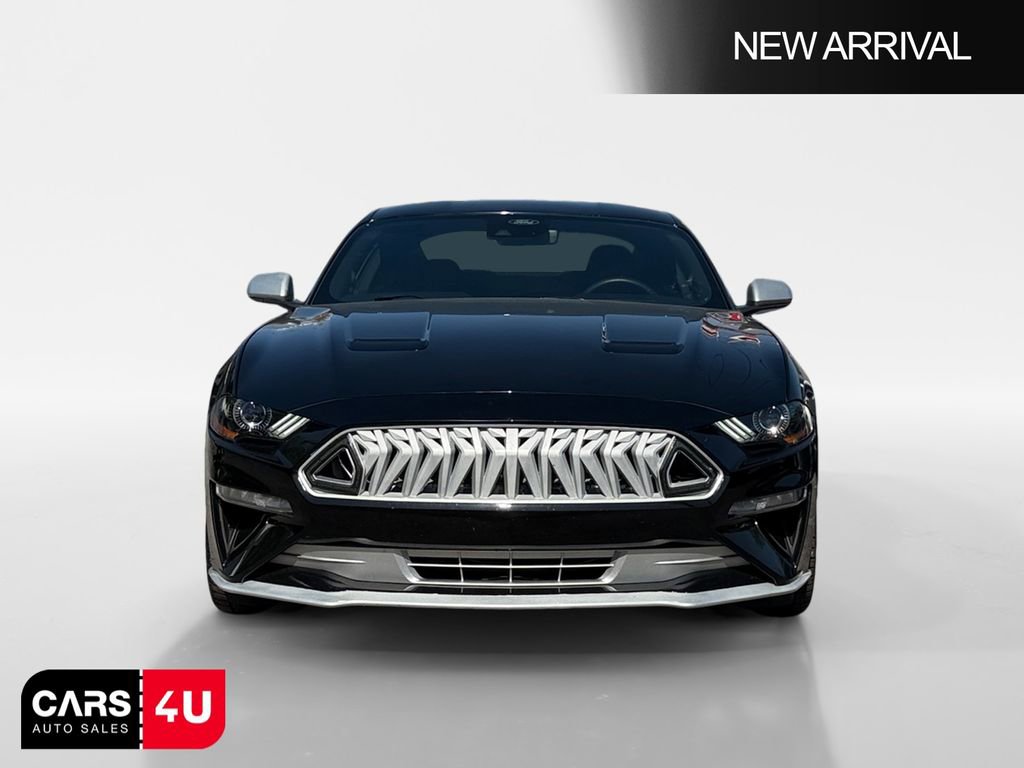 Used 2022 Ford Mustang Coupe RWD image 2