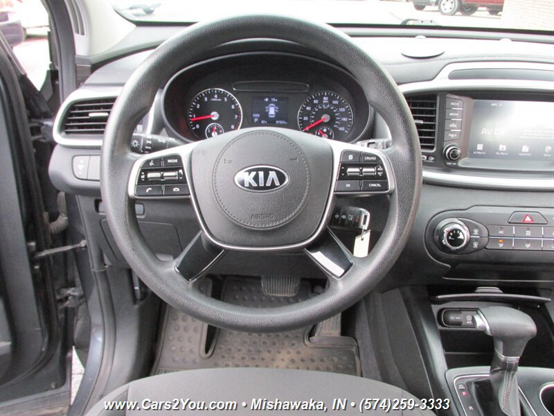 Used 2020 Kia Sorento AWD V6 image 22