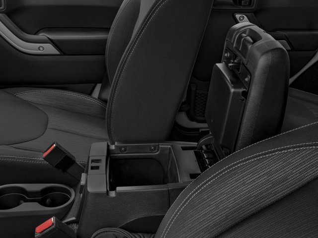 Certified 2017 Jeep Wrangler Unlimited Rubicon w/ Cold Weather Group image 15